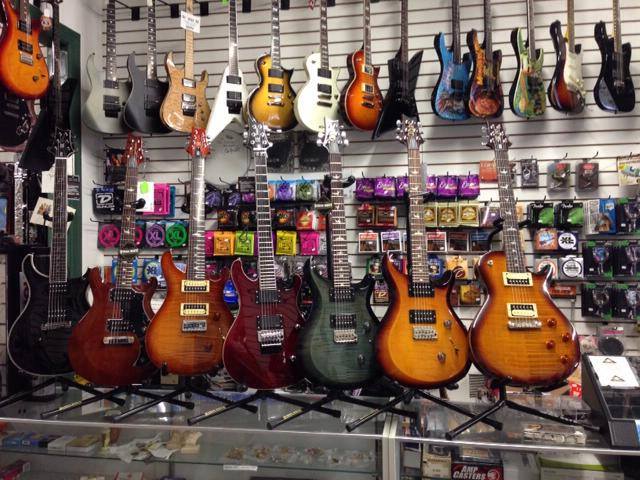 Guitar rentals deals near me